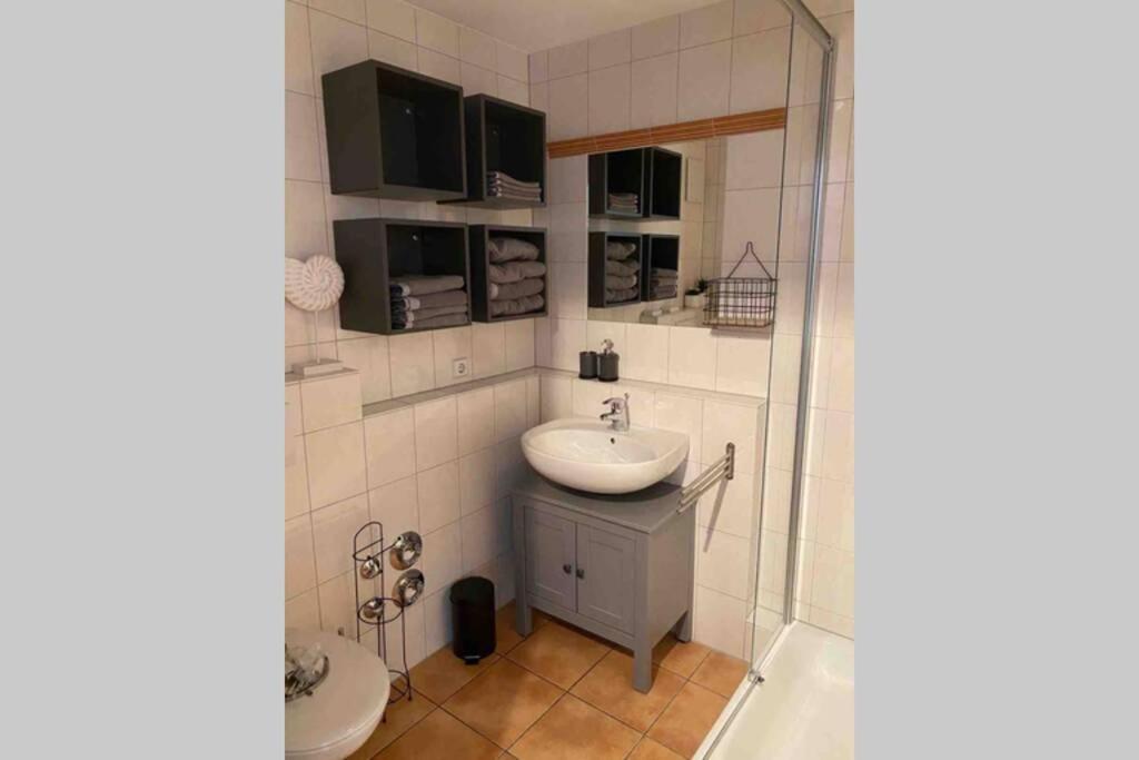 Die Seeblume - Ferienwohnung Mit Pool Und Seeblick Bodman-Ludwigshafen Exteriör bild