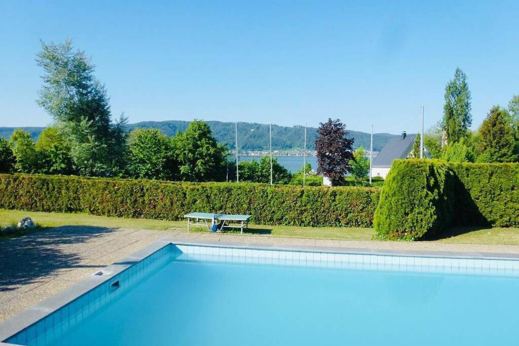Die Seeblume - Ferienwohnung Mit Pool Und Seeblick Bodman-Ludwigshafen Exteriör bild