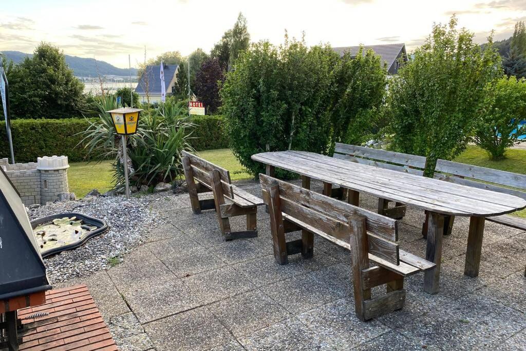 Die Seeblume - Ferienwohnung Mit Pool Und Seeblick Bodman-Ludwigshafen Exteriör bild