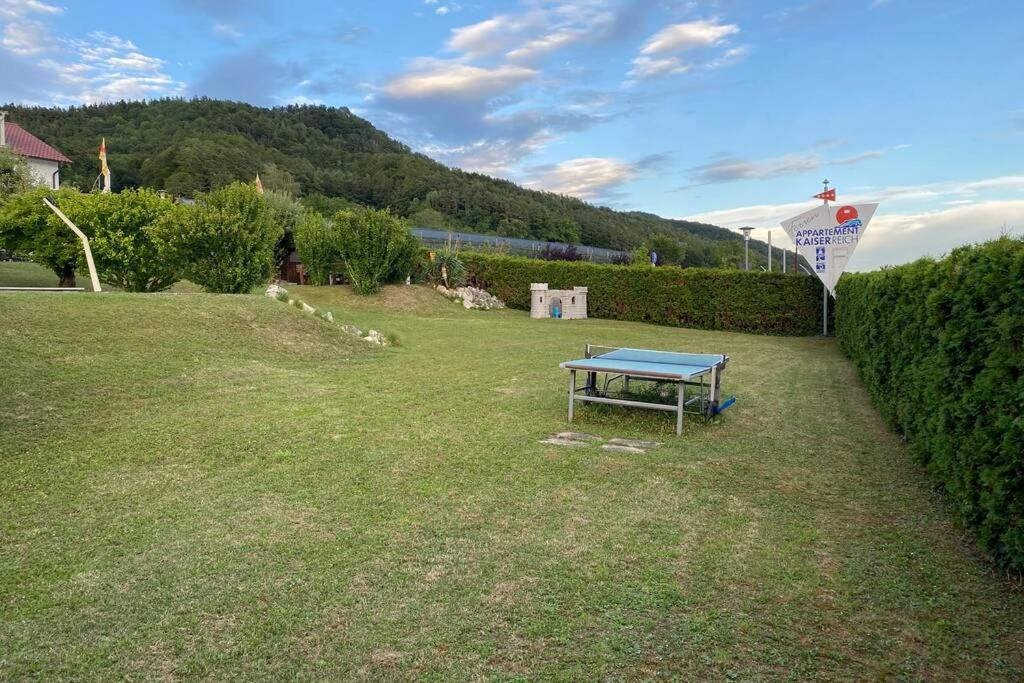 Die Seeblume - Ferienwohnung Mit Pool Und Seeblick Bodman-Ludwigshafen Exteriör bild